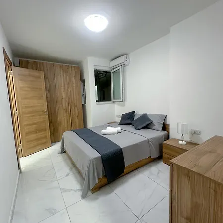 Brand New Flat With A Yard In St Julians